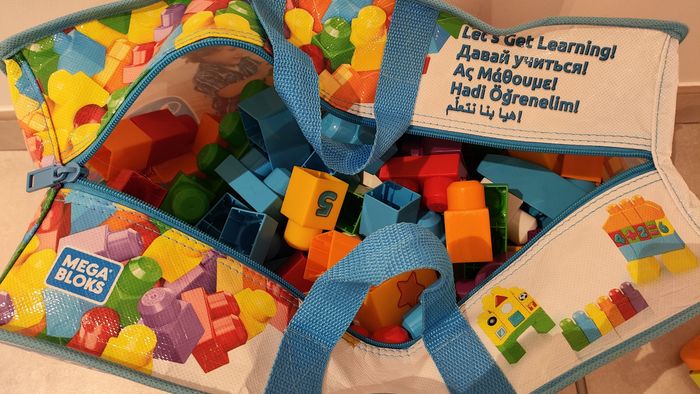 Briques Mega Bloks + Train de l'alphabet - photo numéro 3