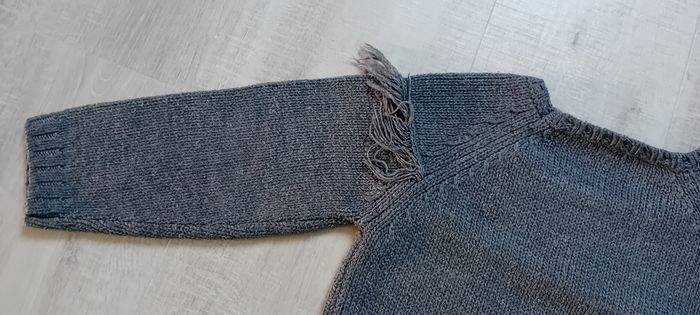 Pull Kiabi 8 ans - photo numéro 6