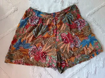 Short ample imprimé vintage