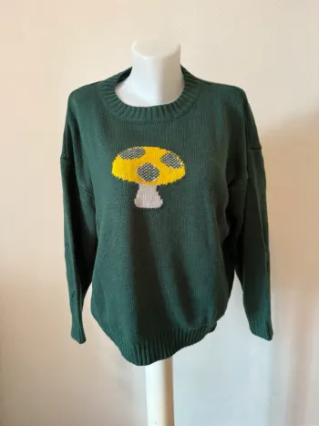 Pull vert en très bon état taille S SHEIN
