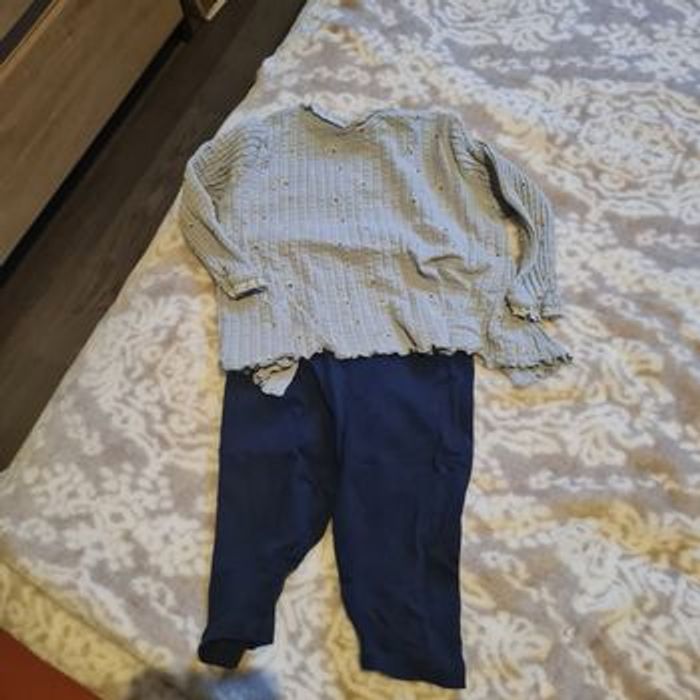 Lot de 2 ensembles 9mois 💙 - photo numéro 2