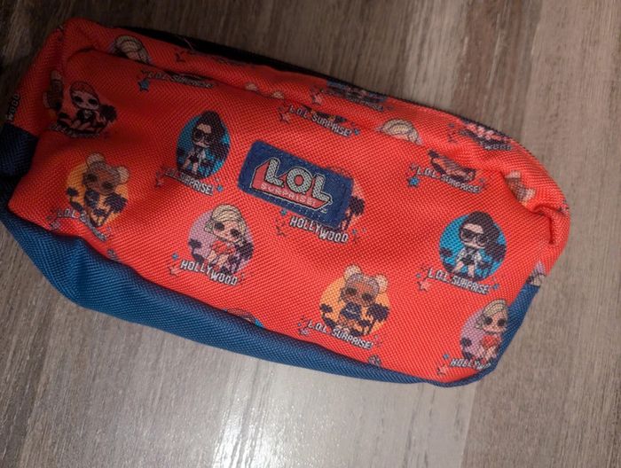 Trousse lol omg