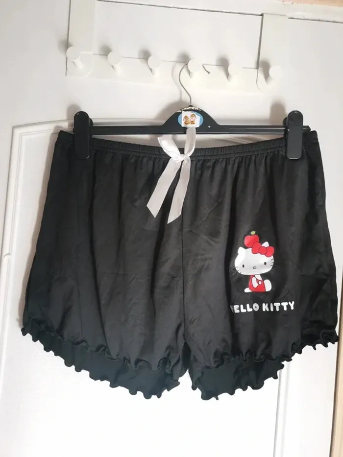 Pyjama court Hello Kitty - Taille XL (convient 42 à petit 46) - photo numéro 4