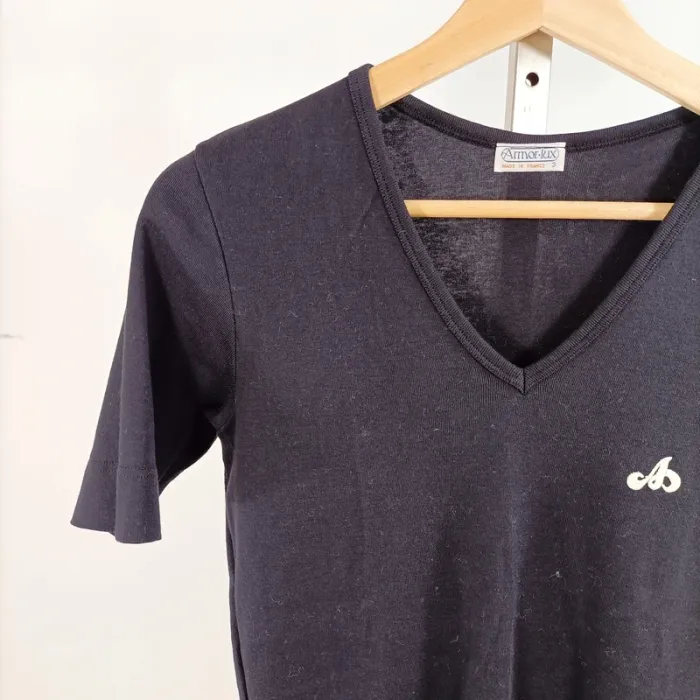 T-shirt noir Armor Lux col V manches courtes made in France coton taille M A1477 - photo numéro 3