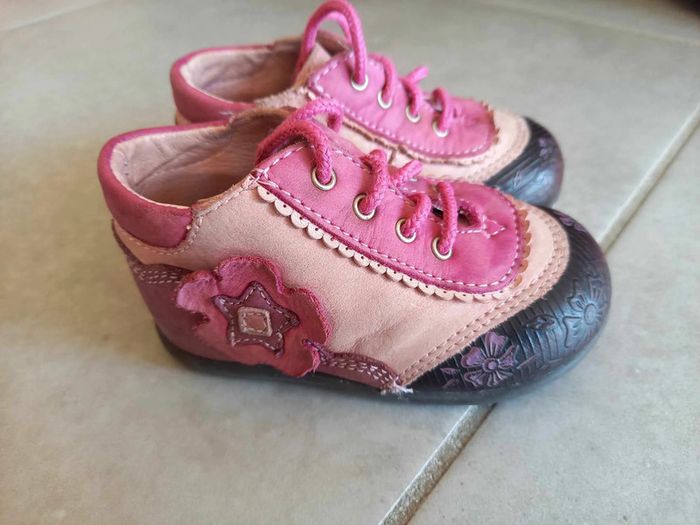 Chaussures de marche bébé fille Pat et Ripaton p.20