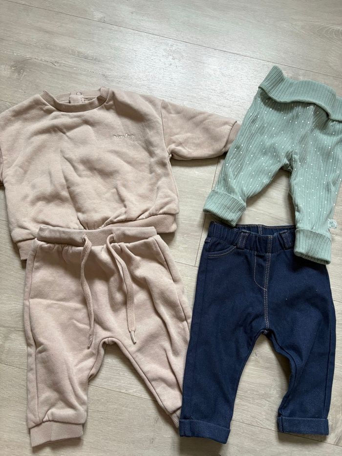 Lot de 52 vêtements bébé fille - photo numéro 6