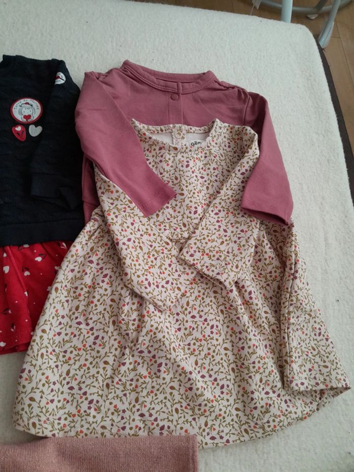 Lot robe 6mois - photo numéro 4