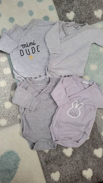 Lot bodie 1 mois
