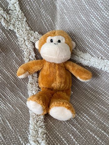 Peluche doudou 20cm PIA Holland singe marron moutarde beige très bon état