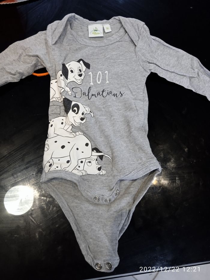 Lot de bodies - photo numéro 7