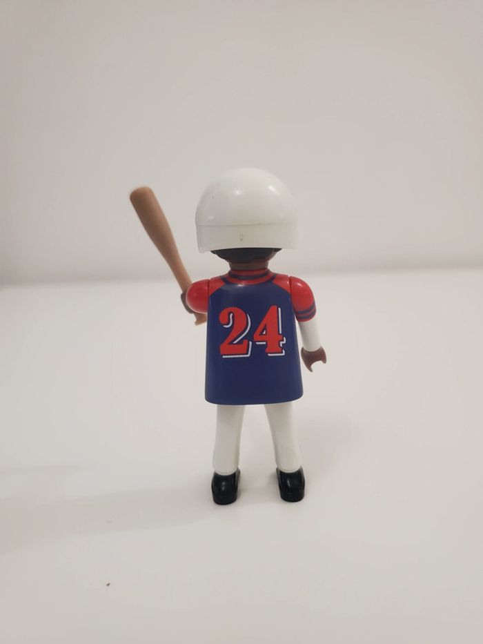 Playmobil Sport Joueur de Base Ball avec son casque et sa batte très bon état - photo numéro 4
