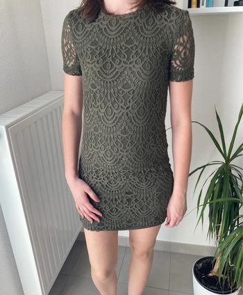Robe dentelle kaki