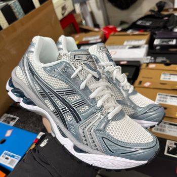Asic kayana