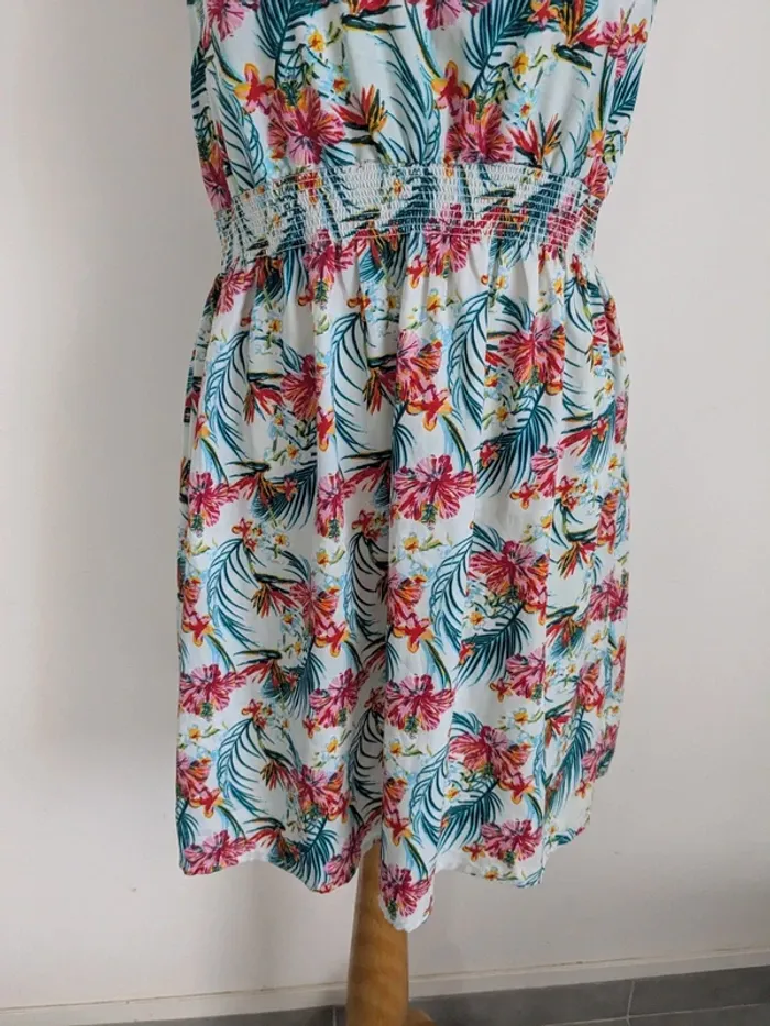 Robe fleurie T40 : U Collection - photo numéro 3
