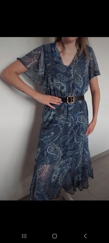 Jolie robe bleu taille 36