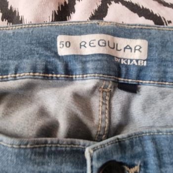Jean bleu clair kiabi 50 regular très bon état