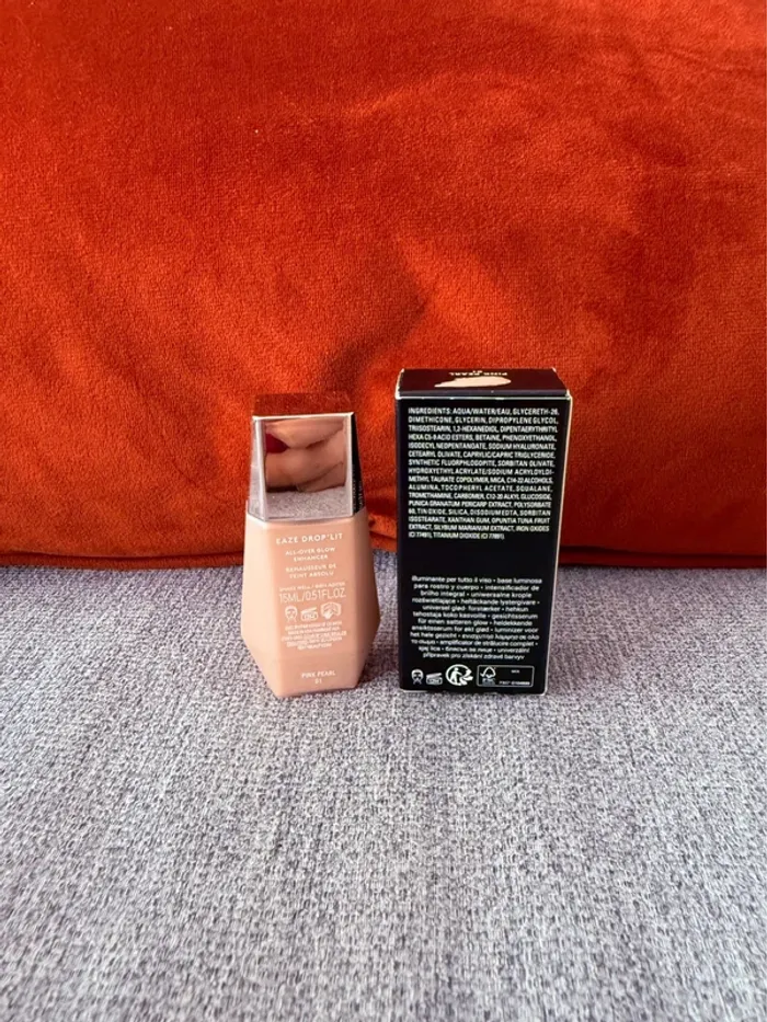 Réhausseur de teint absolu Fenty Beauty - photo numéro 2