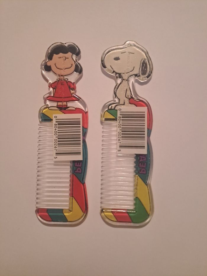 Lot de 2 peignes neuf Peanuts Snoopy - photo numéro 3