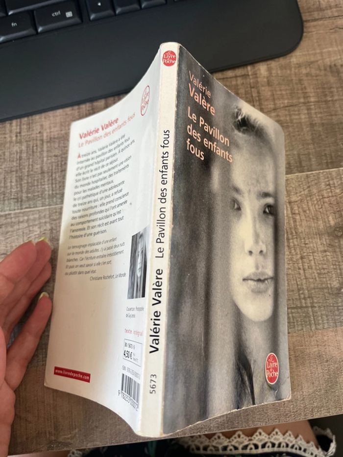 Livre : le pavillon des enfants fous - photo numéro 3