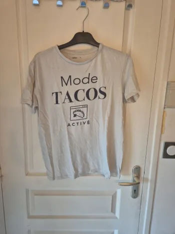 Tee shirt