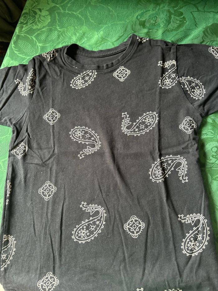 Lot 2 t-shirts 7 ans - photo numéro 3