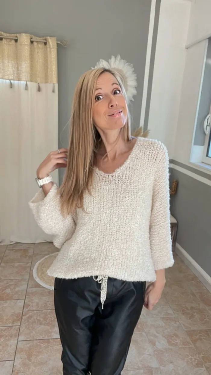 Pull ultra doux maille bouclette blanc crème .Taille unique - photo numéro 6