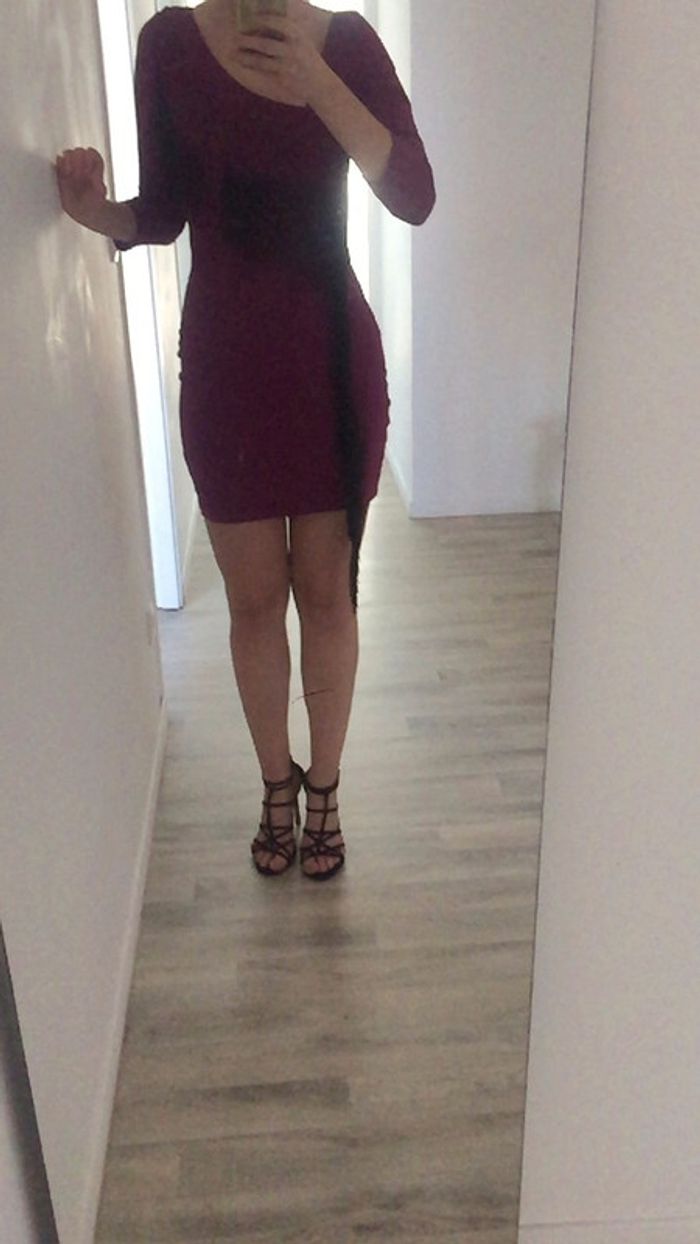 Robe violette à fanges neuves - photo numéro 3