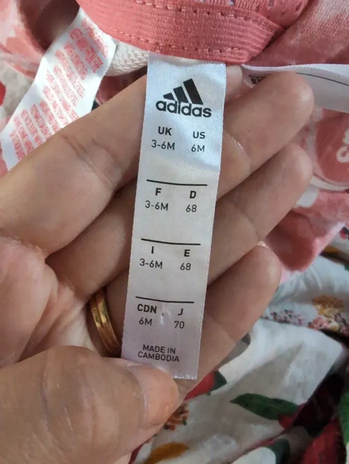 Sweat Adidas taille 3-6 mois - photo numéro 5