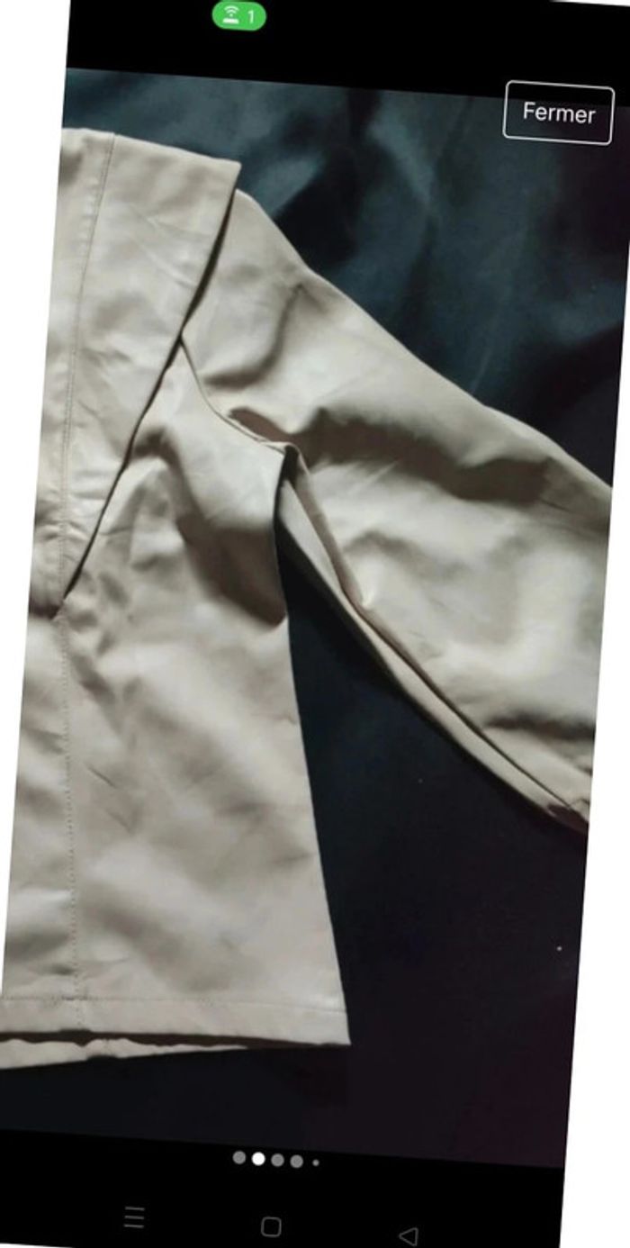 Jolie haut effet cuir souple pull&bear - photo numéro 11