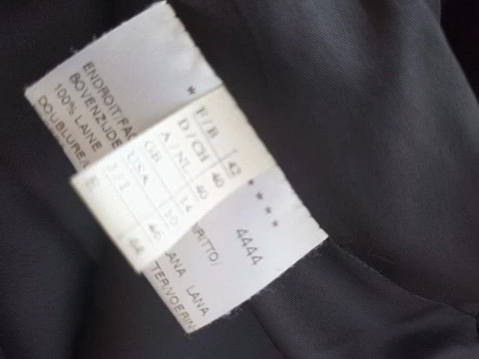 Magnifique robe Hugo Boss T 40/42 - photo numéro 6