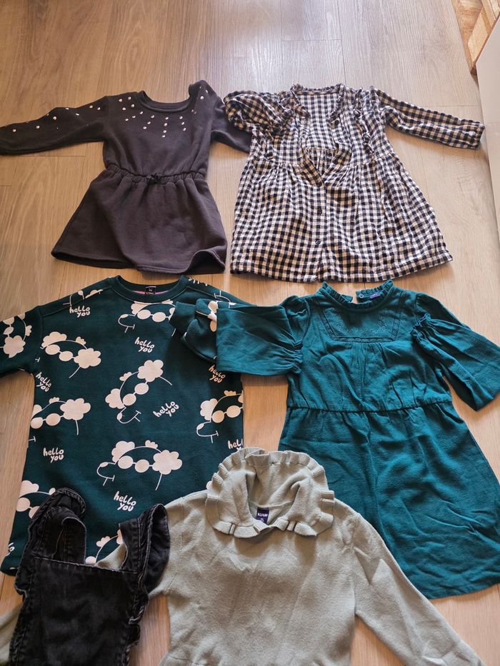 Lot robes kiabi 4 ans - photo numéro 4