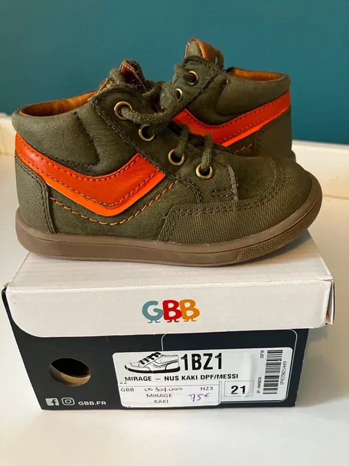 Chaussures bébé taille 21 - photo numéro 6