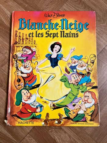 Livre BD Walt Disney Blanche Neige et les sept nains 70’s vintage