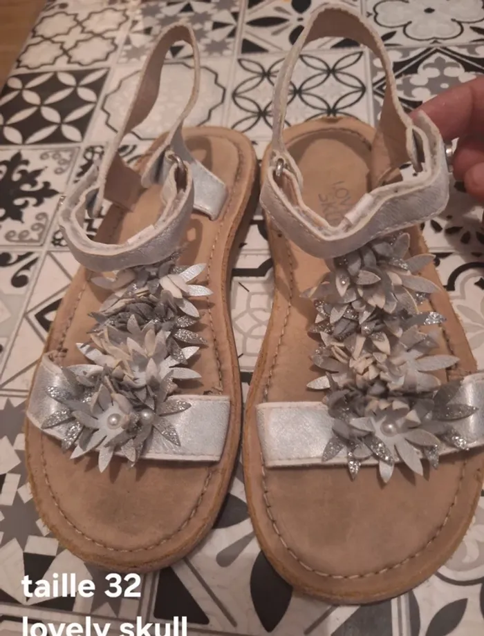 🎀 sandalette taille 32 lovely skull 🎀