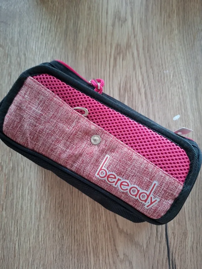 Trousse scolaire neuve