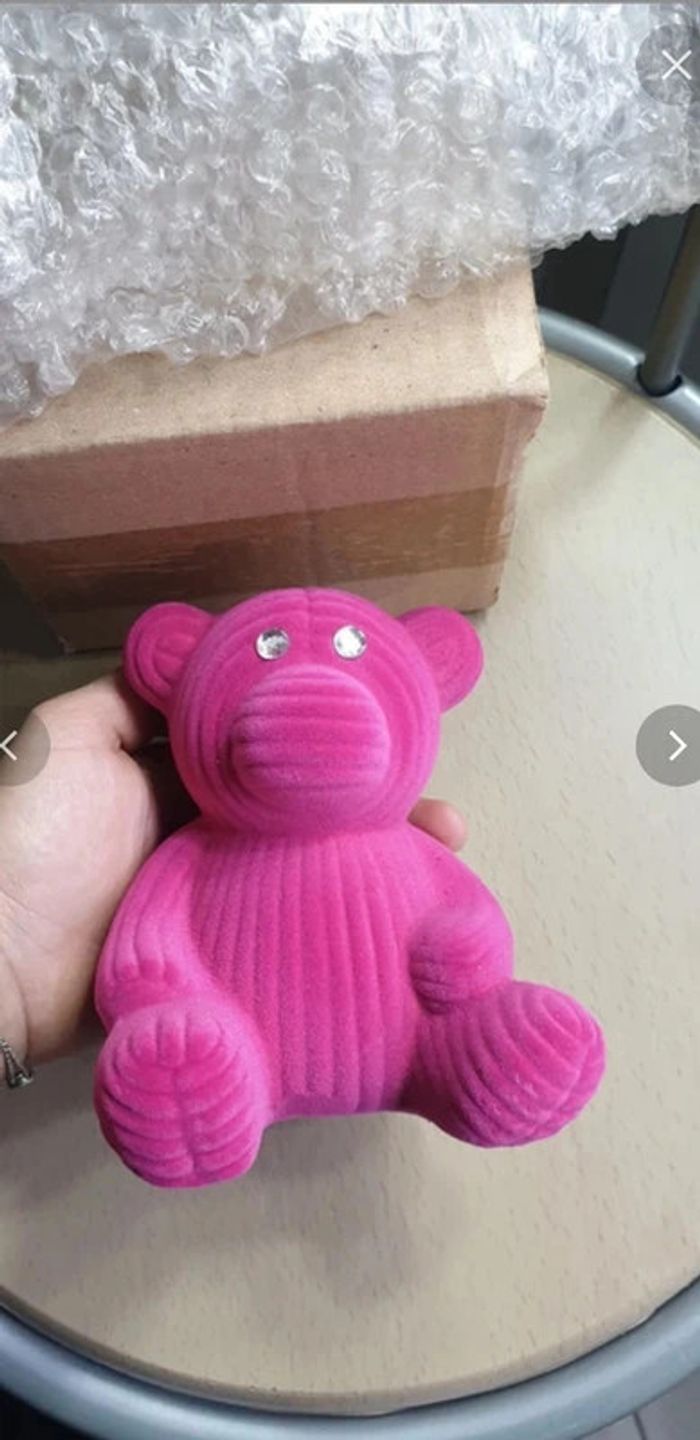 Neuve tirelire rose environ 12cm de hauteur. A l’unité ou en lot - photo numéro 5