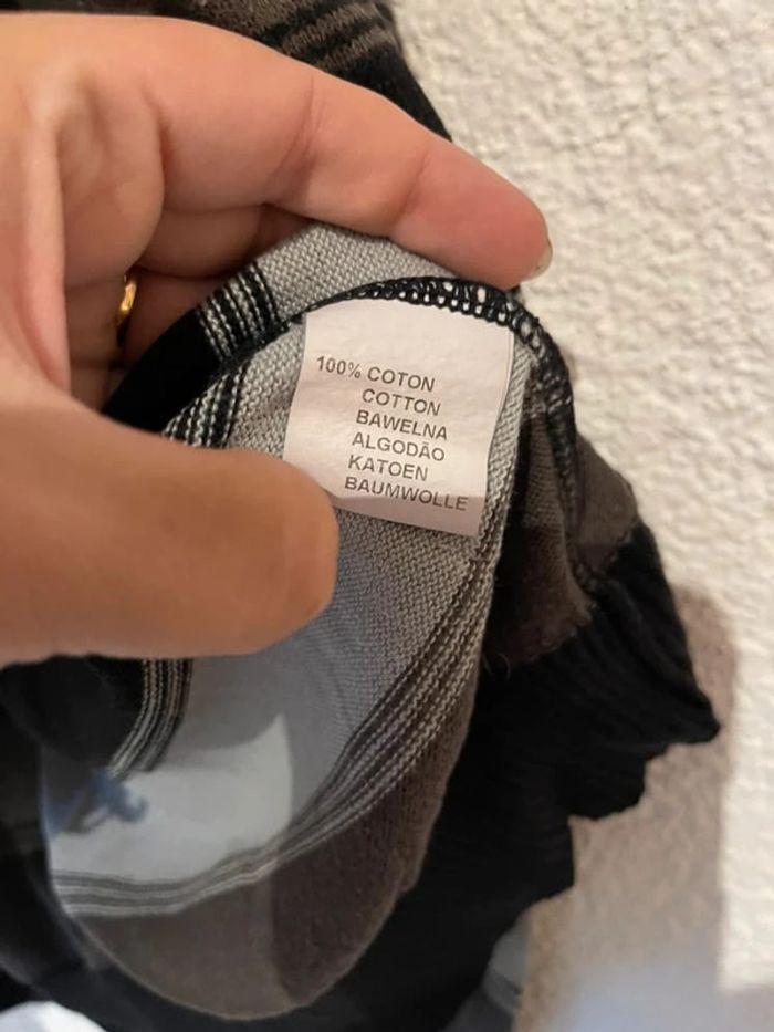 Pull col V taille XL - photo numéro 3
