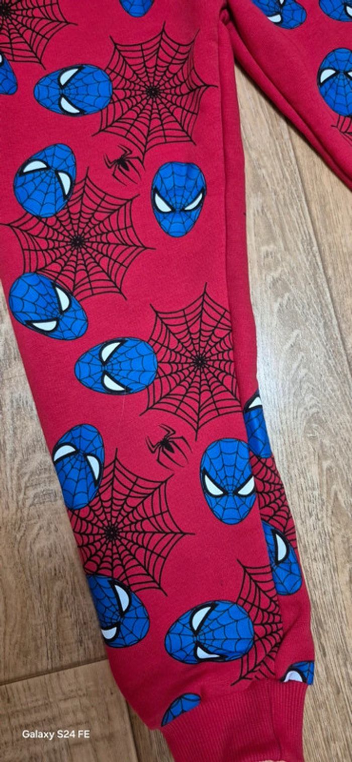 Ensemble spiderman zara - photo numéro 2