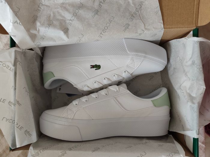 Baskets Lacoste - photo numéro 3