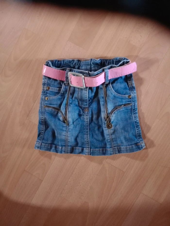 Lot de jupe fille 6 ans en jean c 85 - photo numéro 6