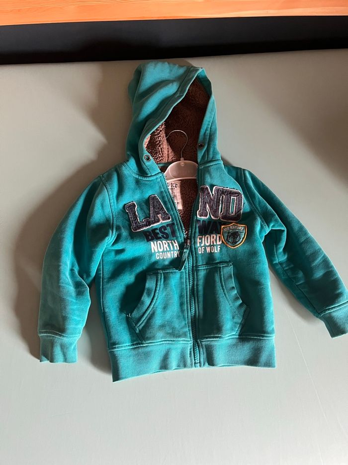 Sweat à capuche polaire