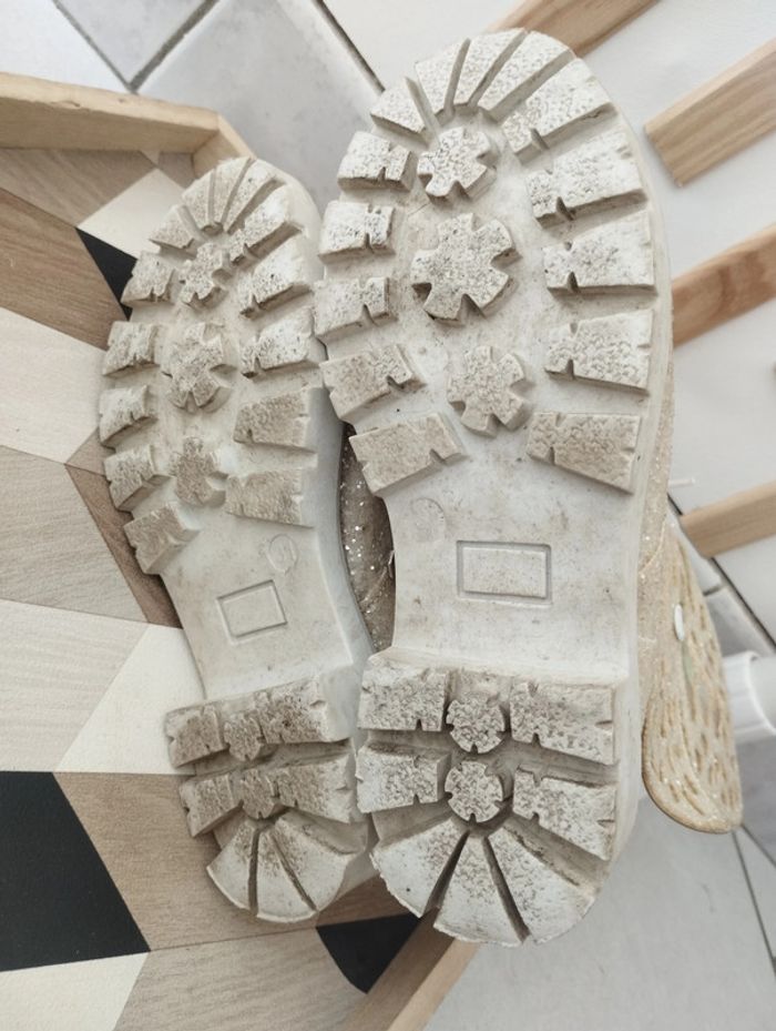 Bottines paillettes papillon 31 - photo numéro 7