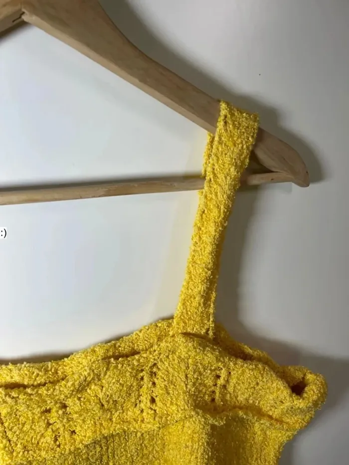 Crop top type trico femme jaune taille 42 ou 44 - photo numéro 6