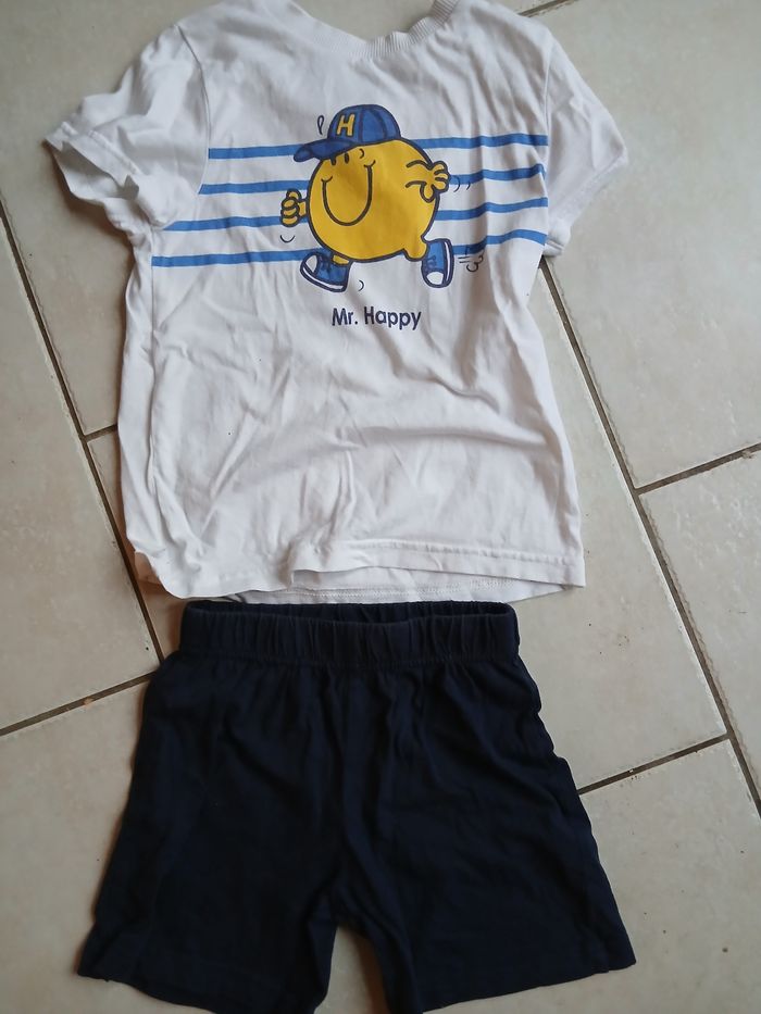Ensemble T-shirt + short 4ans 98-107cm