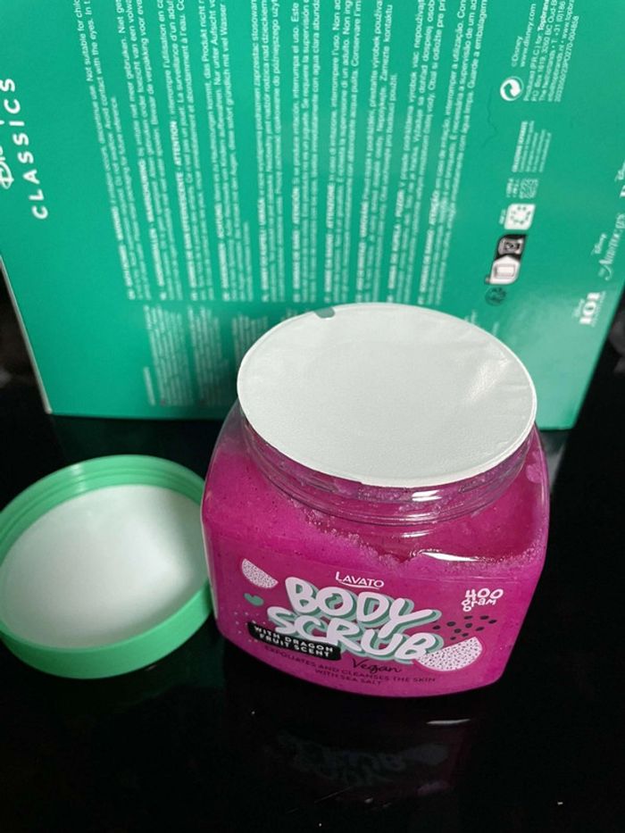 Body Scrub Exfoliant Corp Fruit du Dragon Vegan - photo numéro 2
