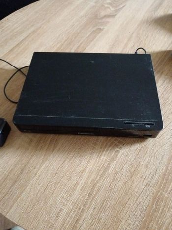 Lecteur blu-ray noir panasonic