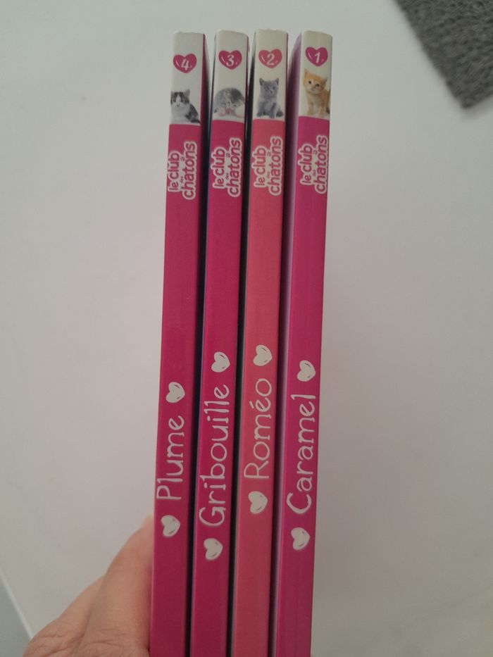 Lot 4 livres le club des chatons - photo numéro 2