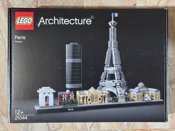 LEGO 21044 - Paris