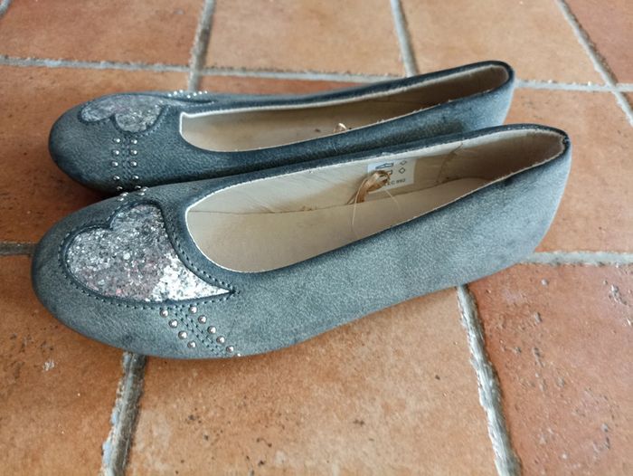 Ballerine cœur grise taille 35 - photo numéro 2