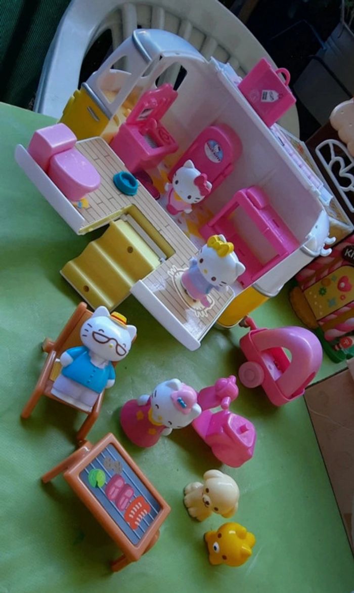 Van hello kitty - photo numéro 5